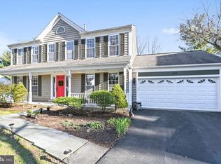 810 Pointer Ridge Dr, Gaithersburg, MD 20878