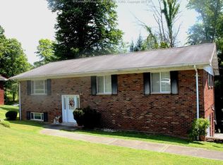 5108 Ridgecross Dr, Charleston, WV 25313