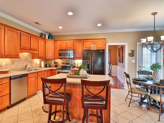 5th image of 12636 Weatherstone Dr
