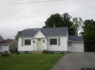 2901 Windermere Rd, Schenectady, NY 12304