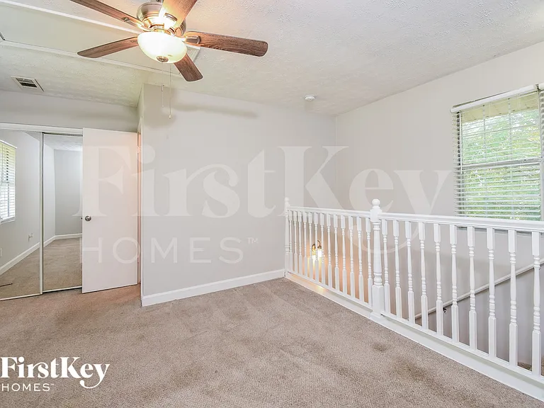 5664 Perk St — Photo 10