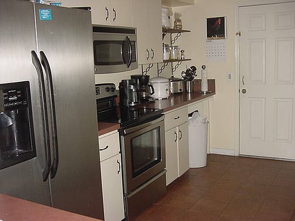4th image of 4251 NE 131st Ct