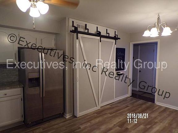 5th image of 9506 Shamrock Dr
