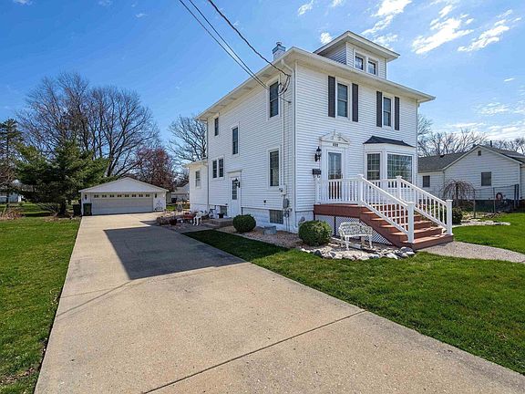 3rd image of 522 S Oakwood Ave