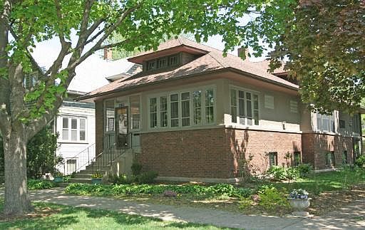1st image of 1146 Highland Ave