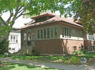 1146 Highland Ave, Oak Park, IL 60304