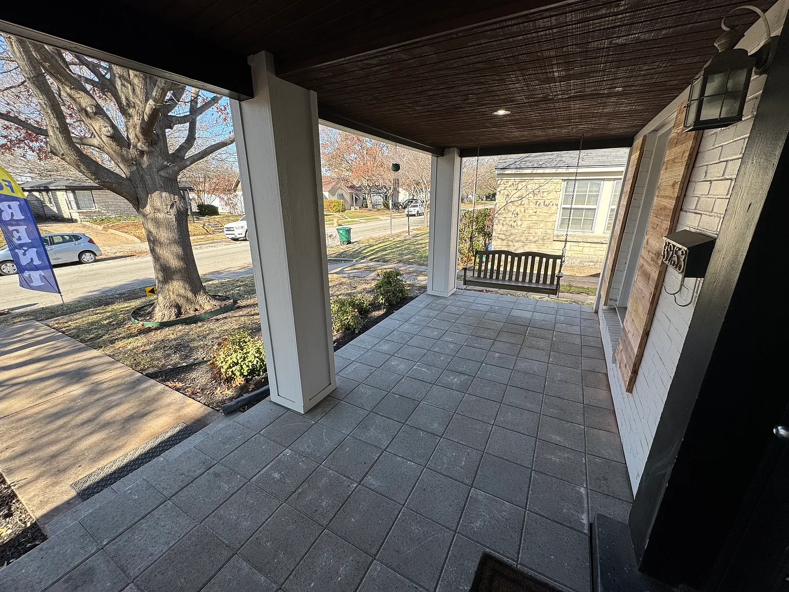 3253 Cockrell Ave — Photo 2