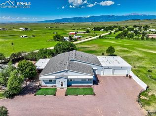 920 Corral Valley Rd, Colorado Springs, CO 80929