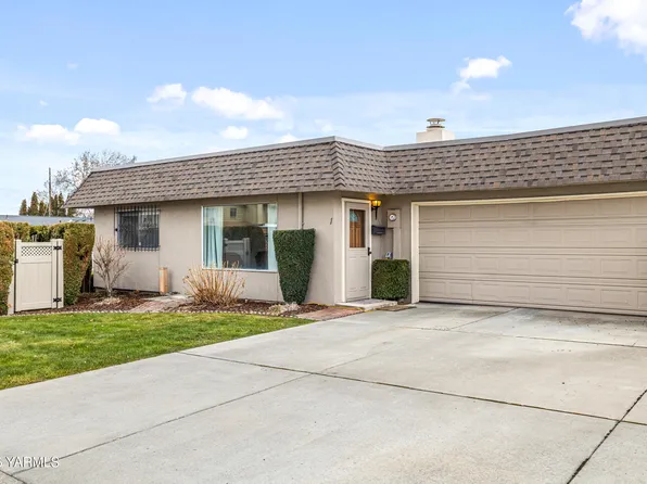 100 N 60th Ave APT 1, Yakima, WA 98908