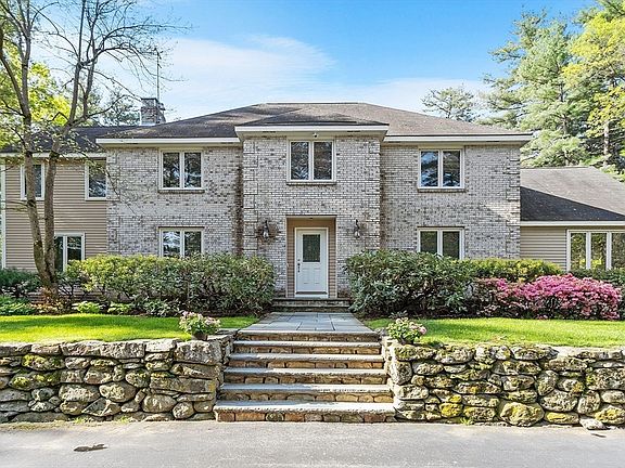 2nd image of 132 Williams Rd