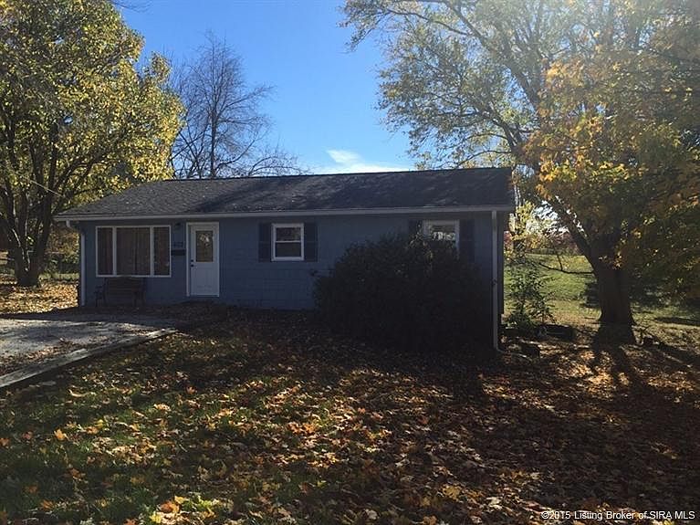 1st image of 602 W Poplar St