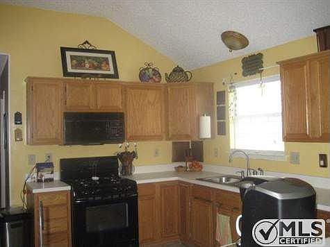 2nd image of 550 Bailey Ave Suite 360