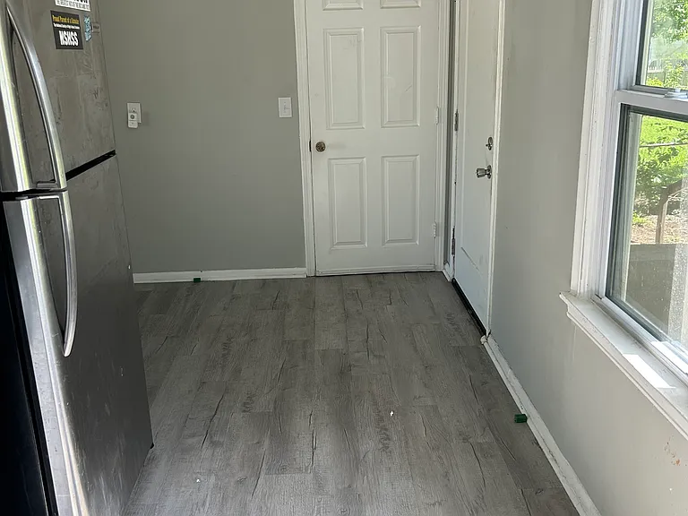 523 N 71st Ave E — Photo 5