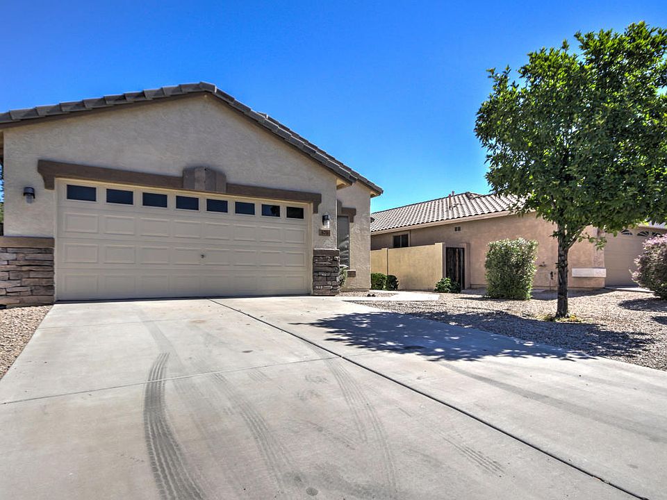 1st image of 876 E Sherri Dr