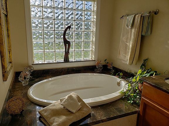 5th image of 27101 Sun Aqua Ln