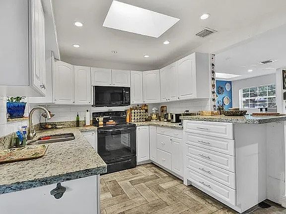 5th image of 1820 McKinley St