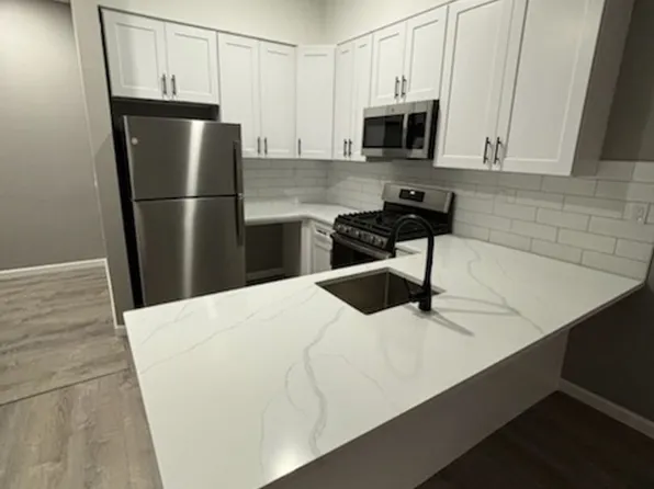 Fantastic location in Downtown New Haven! Studio, 1 bed and 4 Bedroom, 37 Center St #1A, New Haven, CT 06510