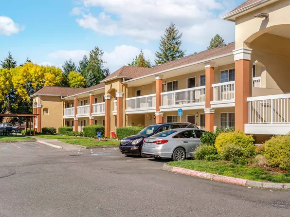 Portland - Beaverton, 875 SW 158th Ave, Beaverton, OR 97006