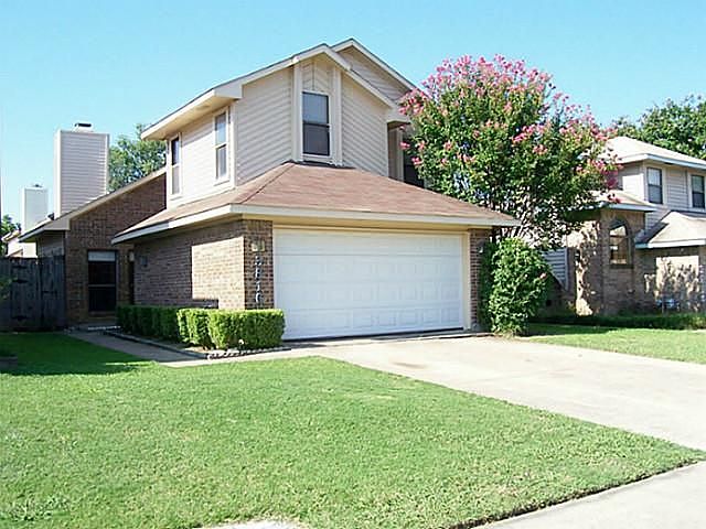 1st image of 3816 Clover Hill Ln