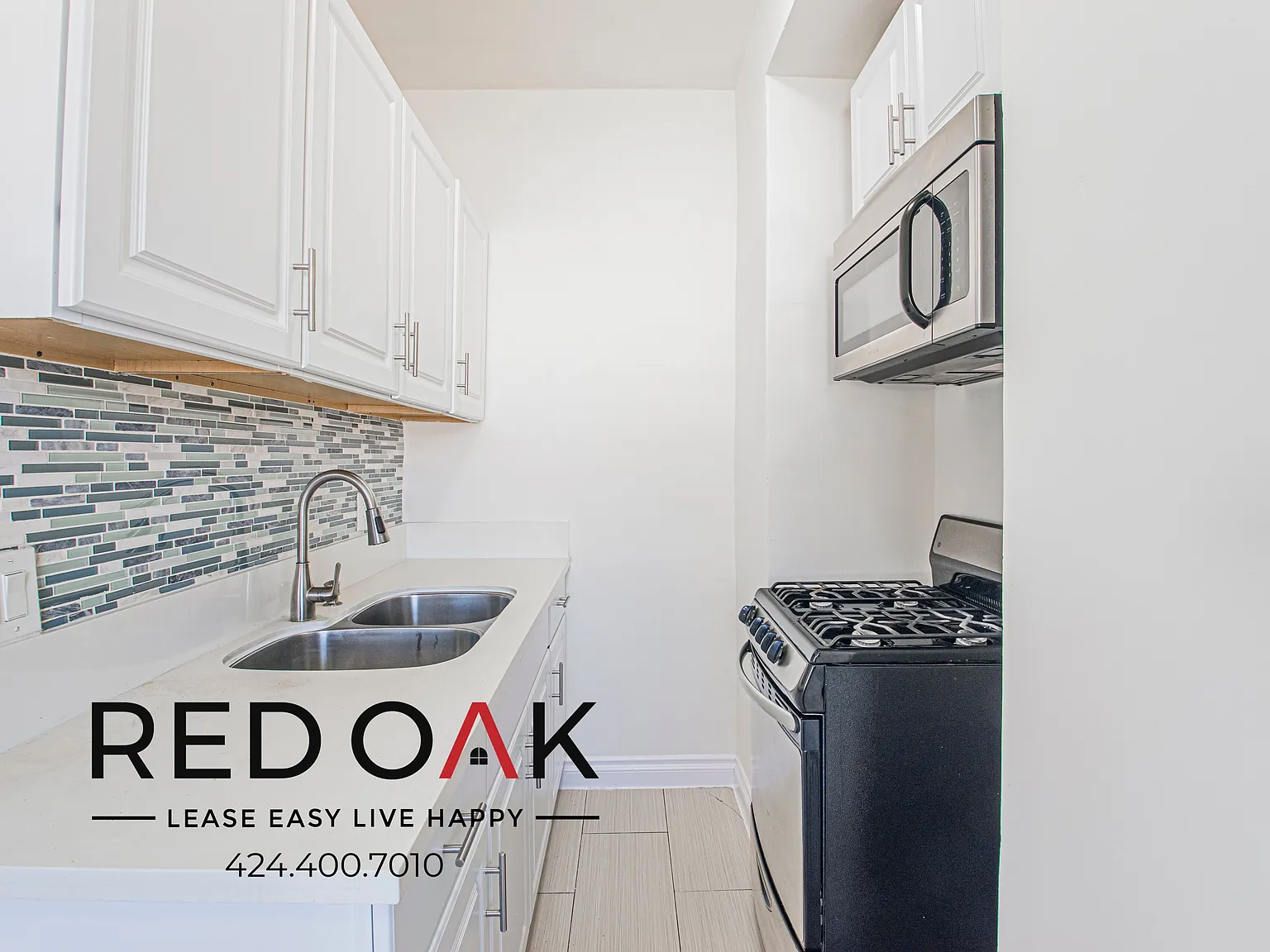 ~Low Deposit~ Wonderful Studio With Walk-In Closet And On-Site Laundry ~ In Prime la! — Photo 2