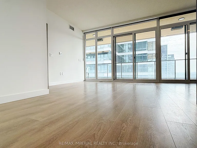 1 Concord Cityplace Way #4210 — Photo 2