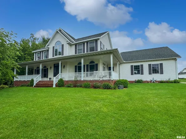 206 Windsor Dr, Metamora, IL 61548