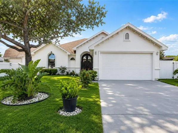 1511 N Santa Fe St, Alton, TX 78573