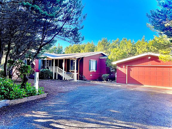 Nice long wide driveway