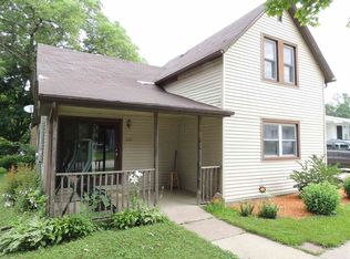 220 E Fayette St, Denver, IA 50622
