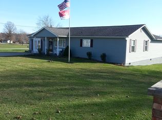 1049 Lake Washington Rd, Washington, WV 26181