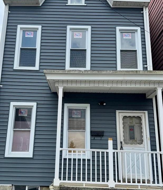 1st image of 1751 W Norwegian St