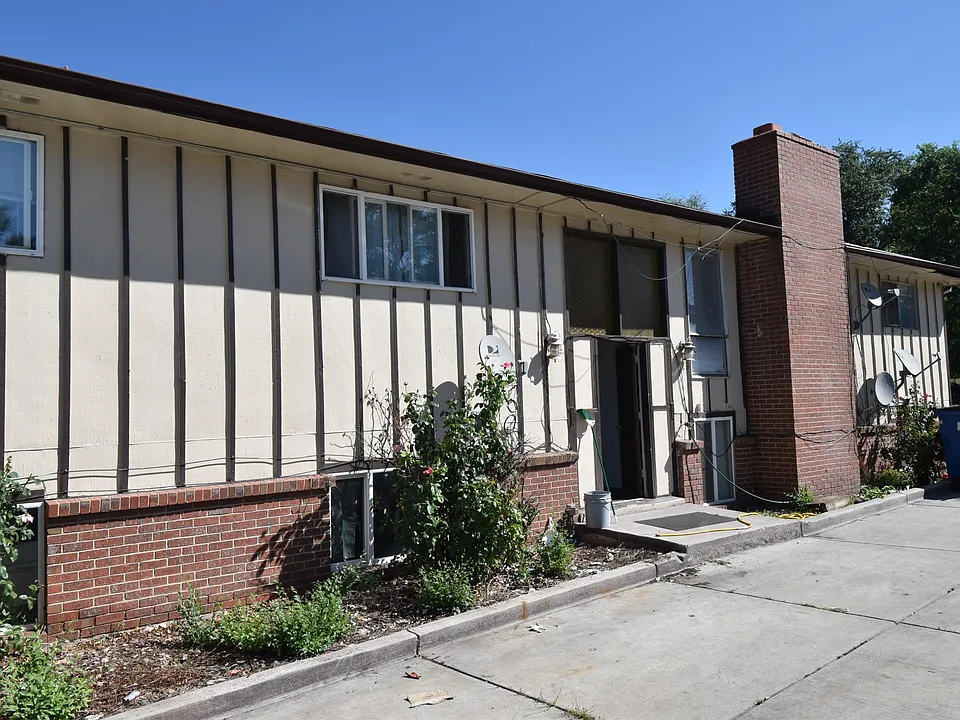 335 Vehr Dr #3