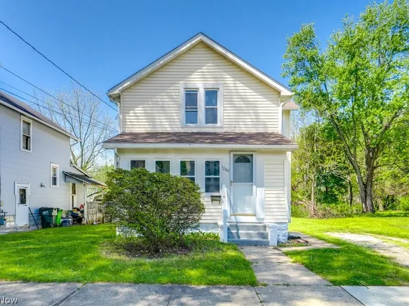 1289 13th St SE, Massillon, OH 44646