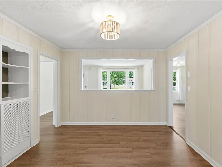 37 Hillsboro Rd — Photo 19