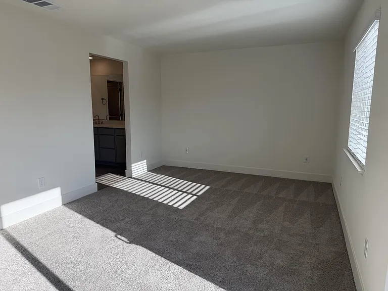 3611 George Sullivan Pkwy — Photo 10