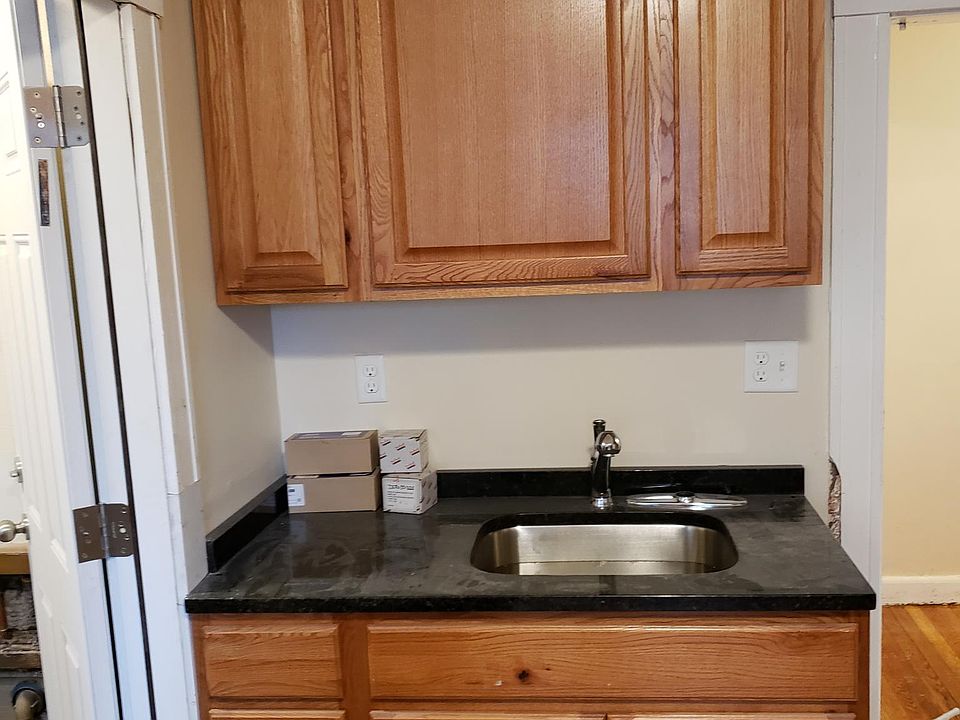 77 Green St Lynn MA Zillow