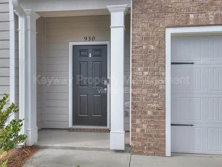 930 Quaint Parish Cir — Photo 2