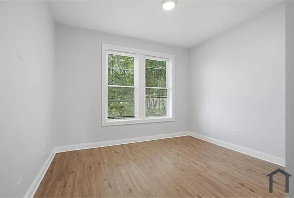 2 bed, 800 sqft, $1,300 — Photo 4