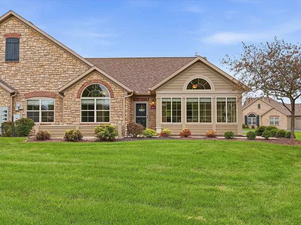 2422 E Tuscany Way, Appleton, WI 54913