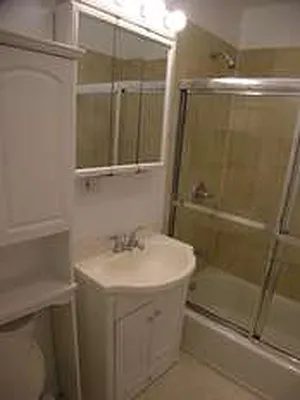 Rented by Vickers Realty | media 20