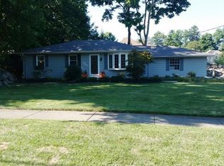 25352 Westwood Ave, Westlake, OH
