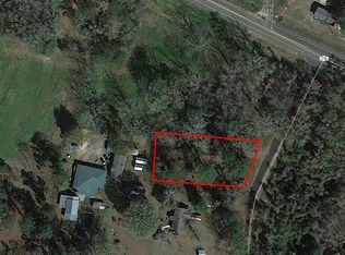 3644 Petunia Ln, Marianna, FL 32446