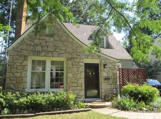 3115 SW 11th St, Topeka, KS 66604