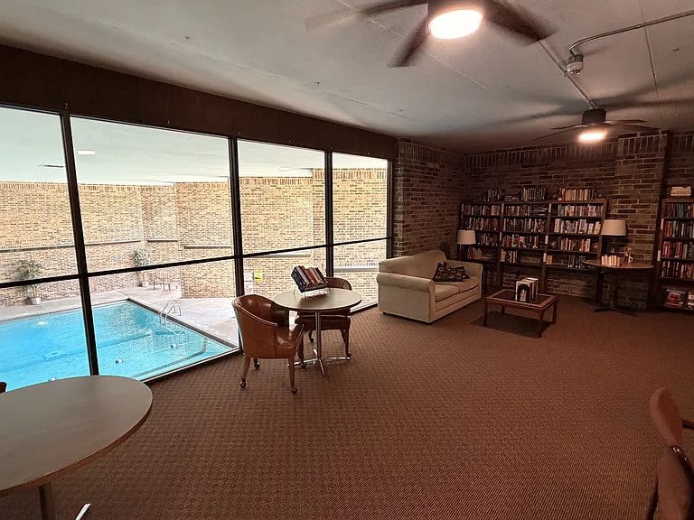 2210 Midland Grove Rd #309 — Photo 35