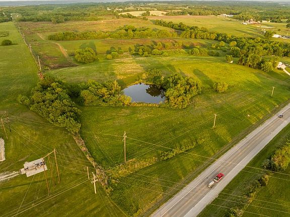 4th image of 13 Highway U