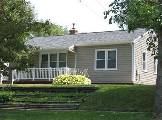 2505 Randolph St, Waterloo, IA 50702