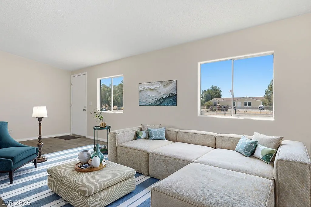 3 bed, 2.0 bath, 1140 sqft, $1,500 — Photo 4