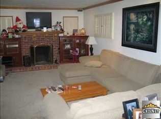 21053 Strathern St, Canoga Park, CA 91304