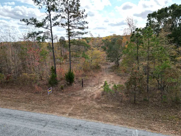 11 Carnal Rd, Huntingdon, TN 38344