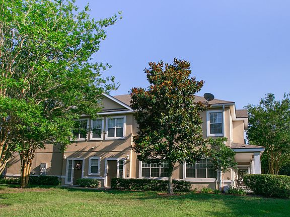 2nd image of 12414 Forest Lake Cir N APT 2